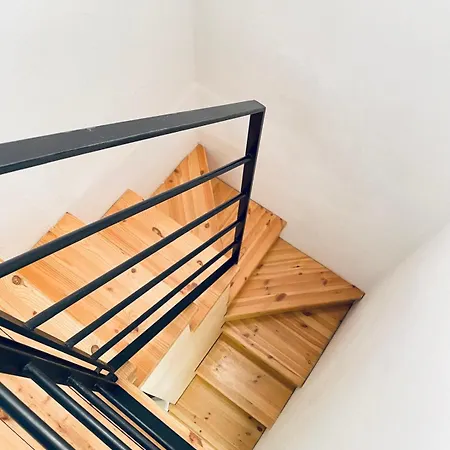 Isola View Bosco Verticale アパート